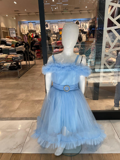 Abiye önü kısa arkası uzun