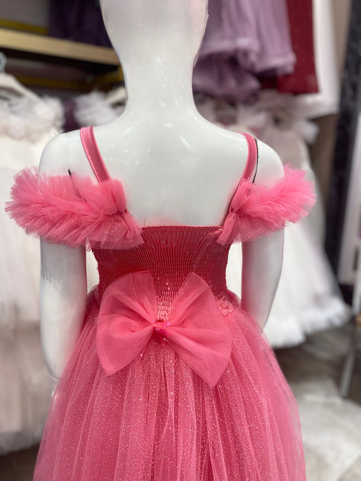 Abiye önü kısa arkası uzun abiye