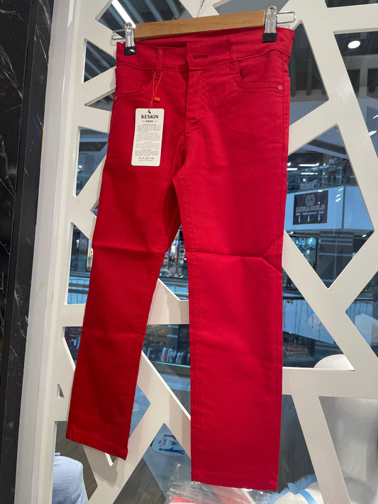 Kırmızı pantolon